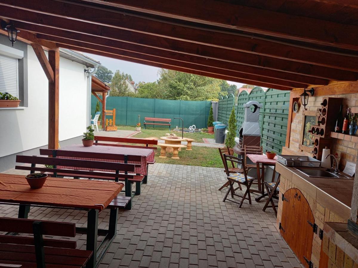 Jucus Vendeghaz Hotel Zalahalap Bagian luar foto