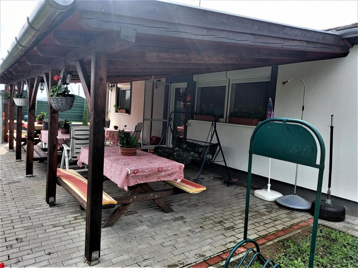 Jucus Vendeghaz Hotel Zalahalap Bagian luar foto