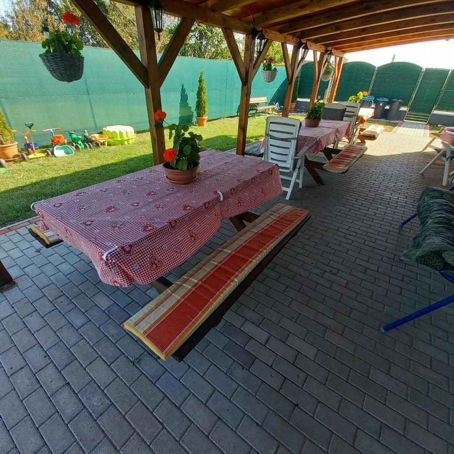 Jucus Vendeghaz Hotel Zalahalap Bagian luar foto