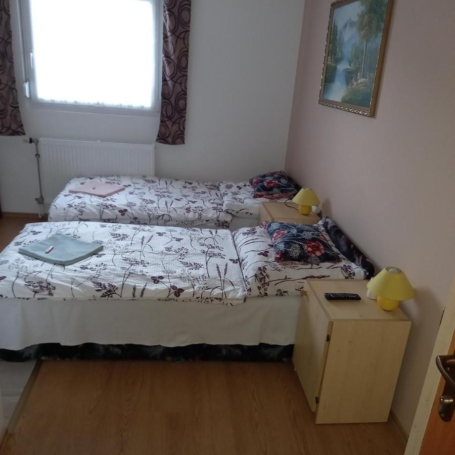 Jucus Vendeghaz Hotel Zalahalap Bagian luar foto